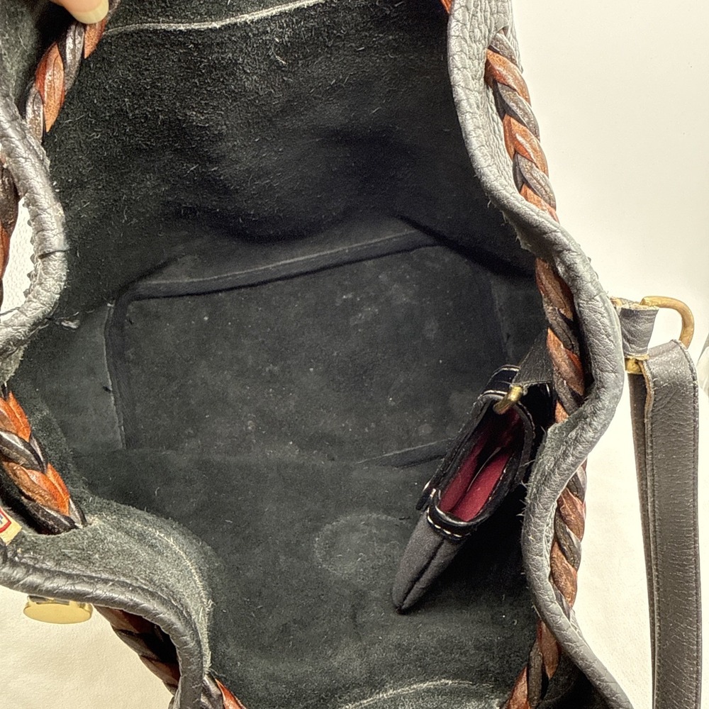 Dooney & Bourke All Weather Leather Drawstring Bucket Bag Black Vintage Made US - Picture 7 of 12